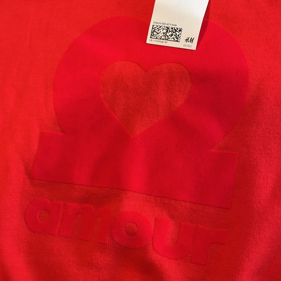 Red amour H&M semi-cropped sweatshirt <3 (size xs) - Picture 4 of 4